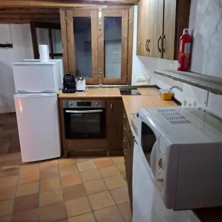 Apartamento Valdelinares,casa La Roca